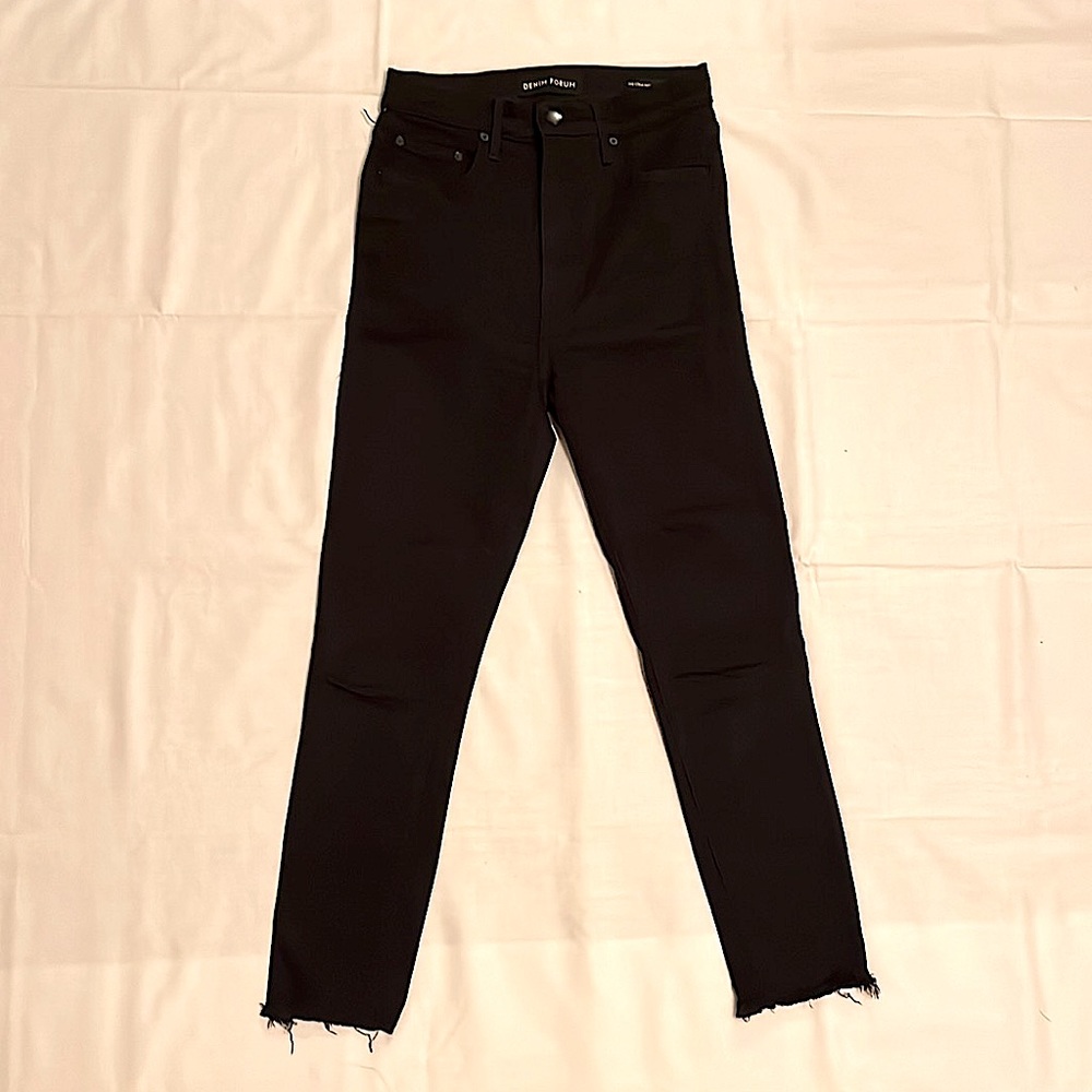 ARITZIA Denim Forum Lola High Rise Skinny Crop Jean // Size 27